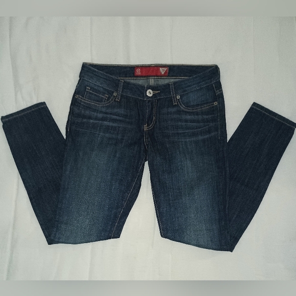 Guess Jeans - Picture 9 of 13